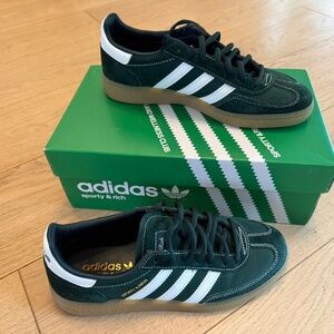 New in original packaging Sporty and Rich Adidas Sneakers Green